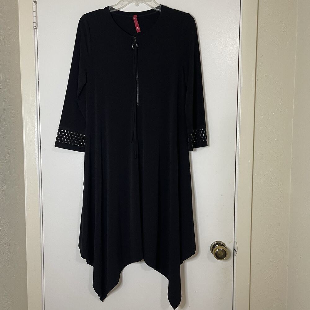 IC by Connie K black asymmetrical long sleeve half zip shift dress size small